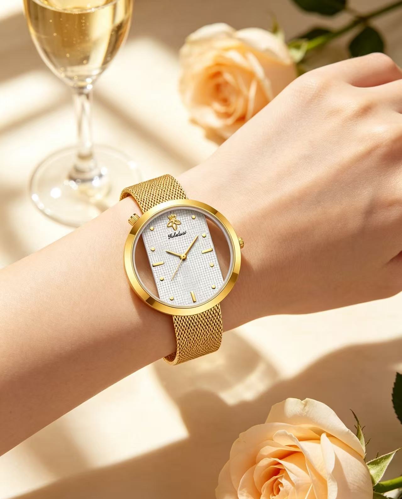 Luxury Watch Gift For Her - YaLaLuSi Fashion Simple Gold Mesh Ladies