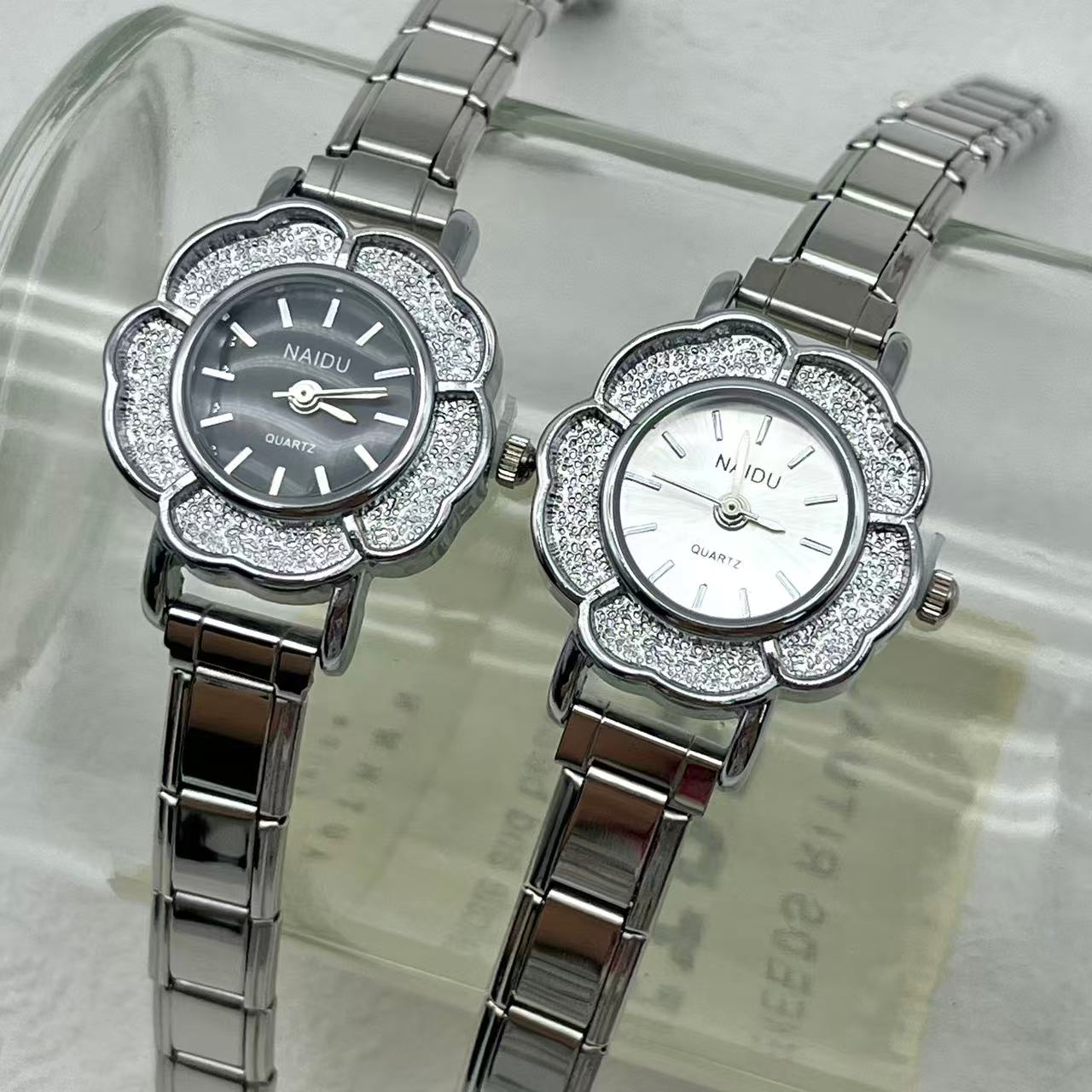 Luxury Watch Gift For Her - Women's Quartz Watches with Zirconia Flower