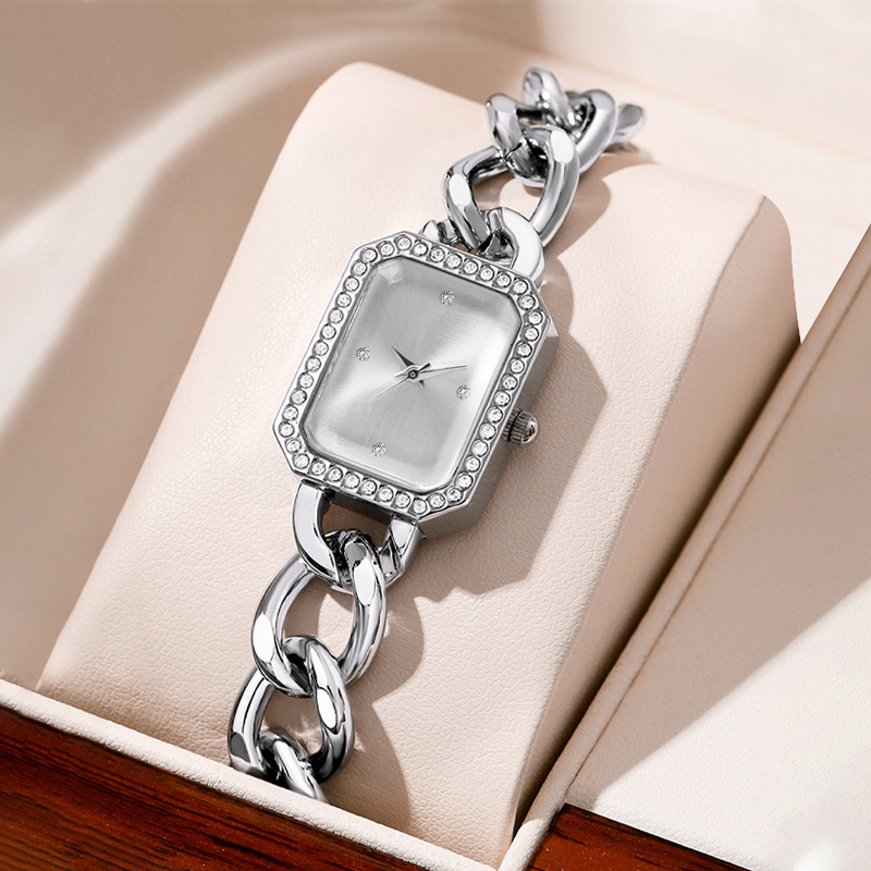 Mystery box contains 1randomco - Luxury Watch Box 评论和价格