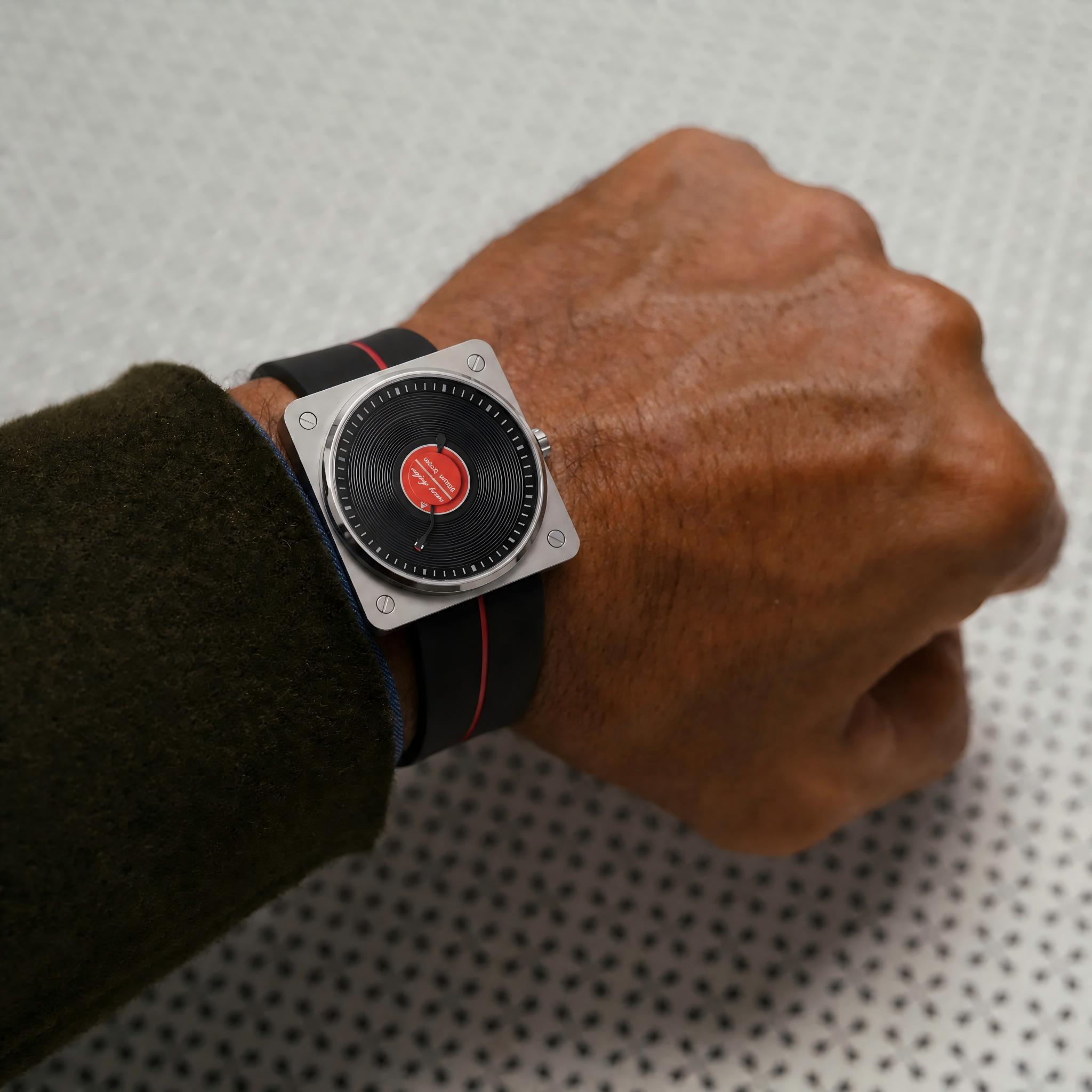 SKU Vinyl Record Quartz Men's  - Luxury Watch Holder For Men 评论和价格
