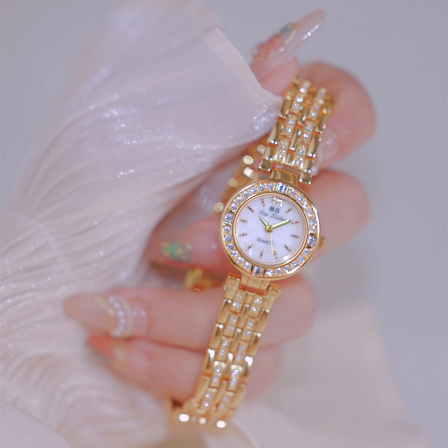 Korean Rhinestone Women's Watc - Luxury Watch Korea 评论和价格