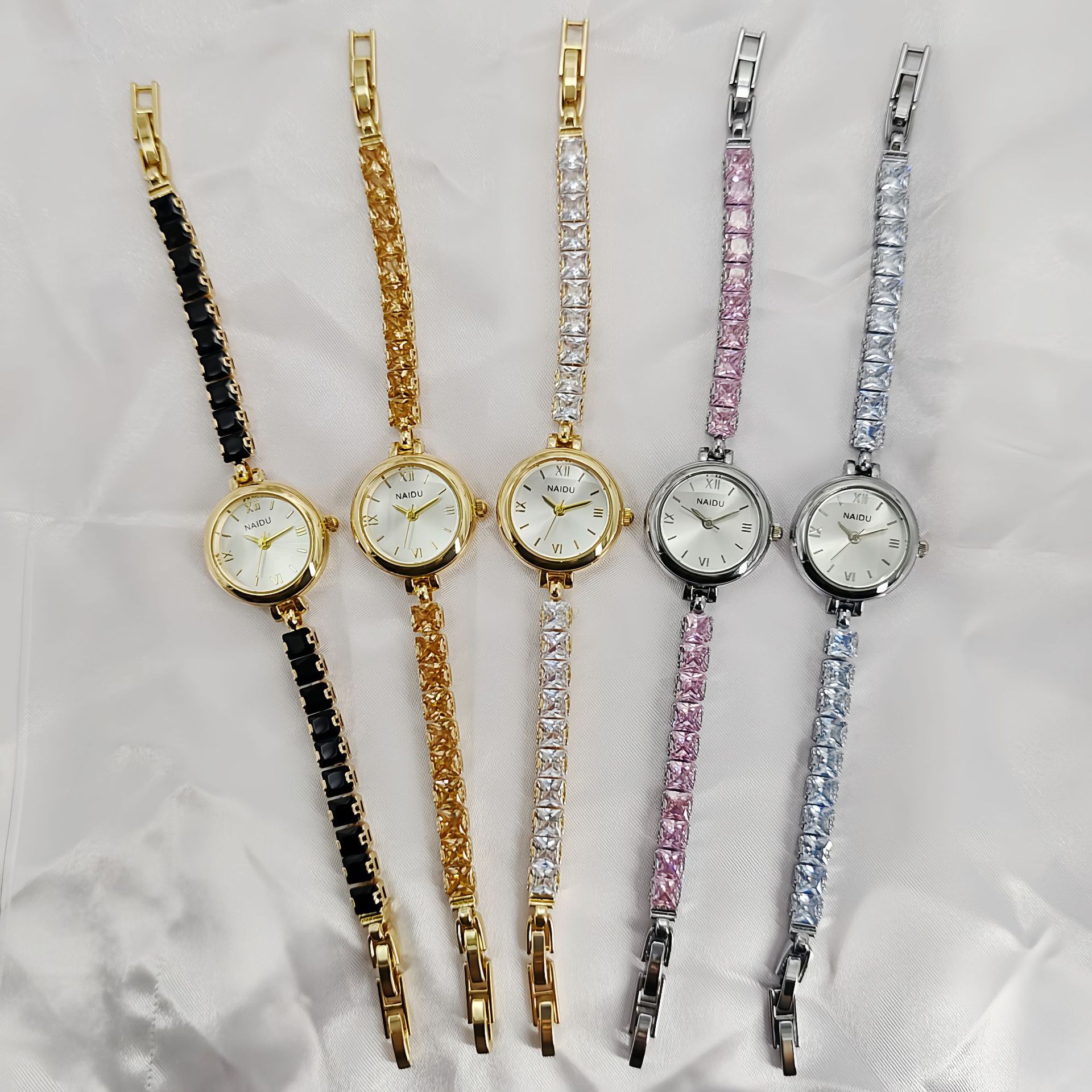 New Fashion Diamond-encrusted  - Luxury Watch Level 评论和价格